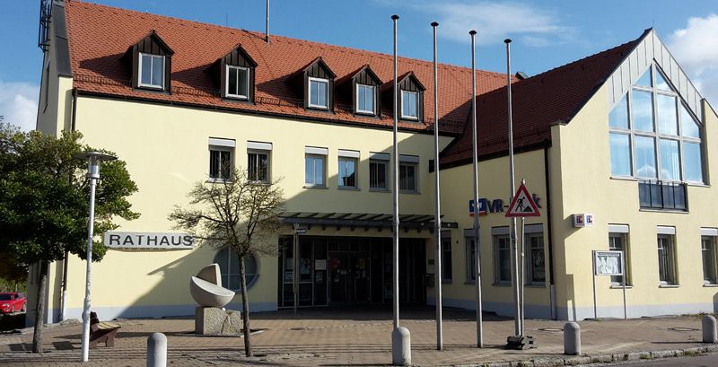 Rathaus Burgoberbach - Dort unterrichtet das Musikforum Bechhofen